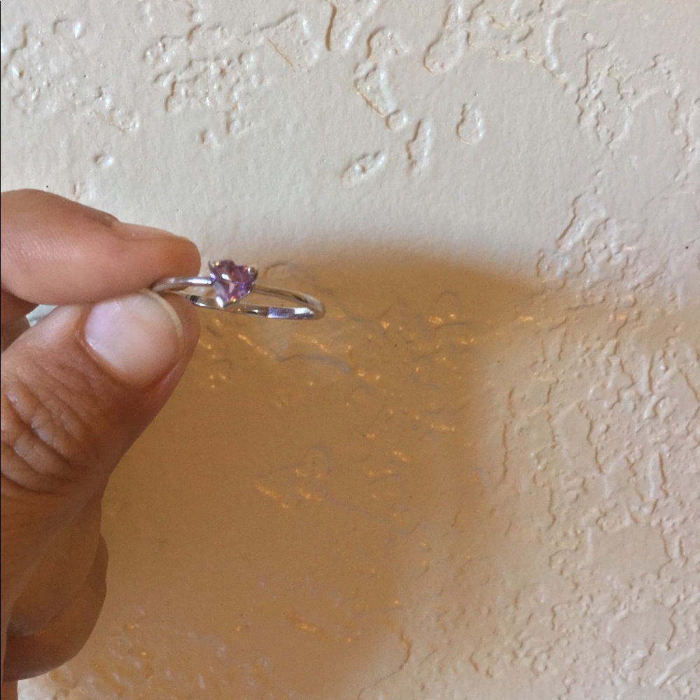 Amethyst heart ring